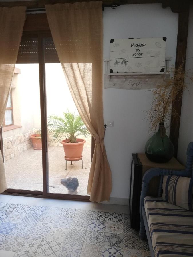 Hostal El Lugar De La Mancha Argamasilla De Alba Exterior photo